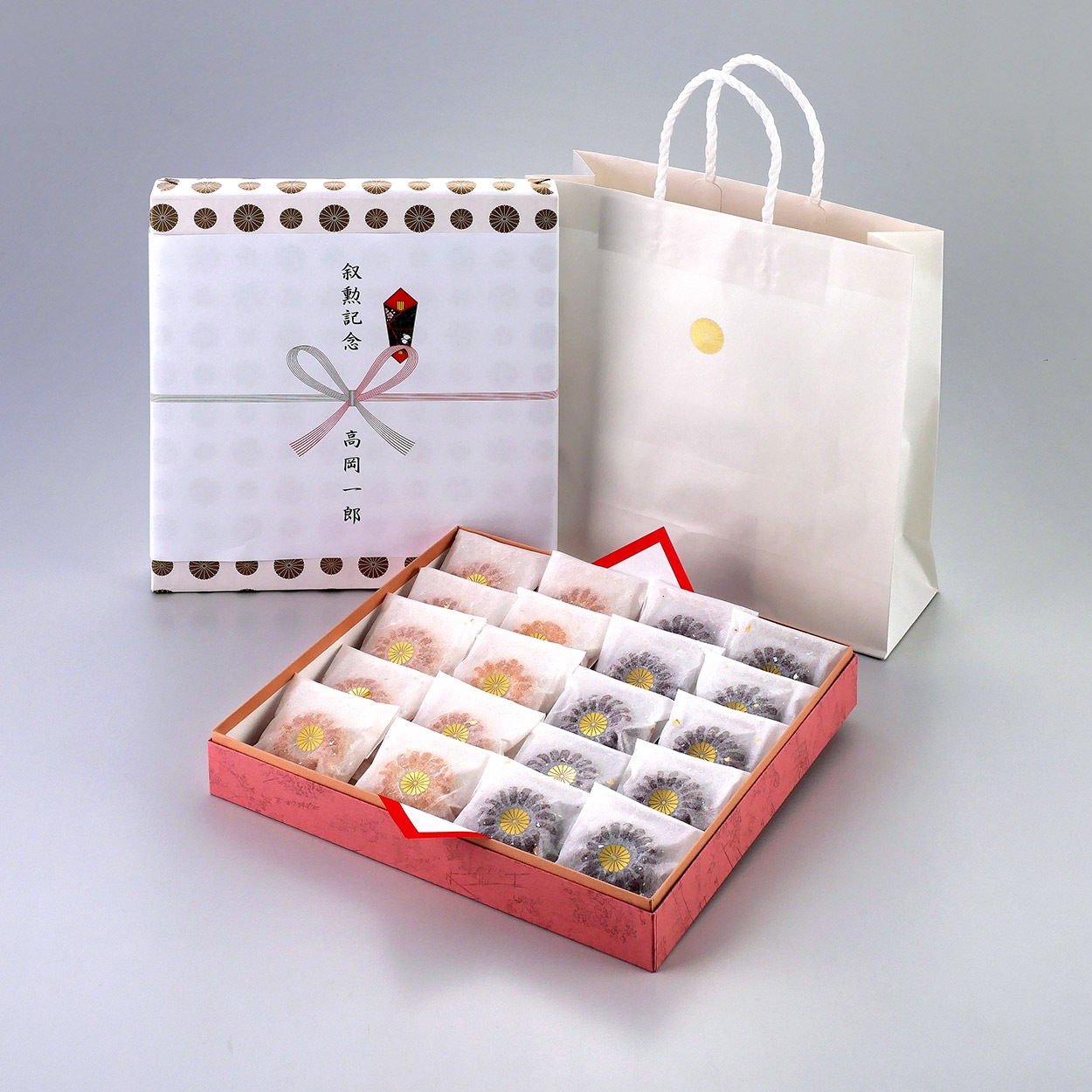 菊花チョコ＆バニラ｜美術工芸鑑 叙勲・褒章・叙位叙勲 受章記念品の