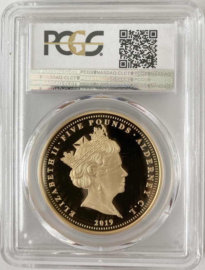 イギリスの王室属領オルダニー島エリザベス II 2019年5ポンド