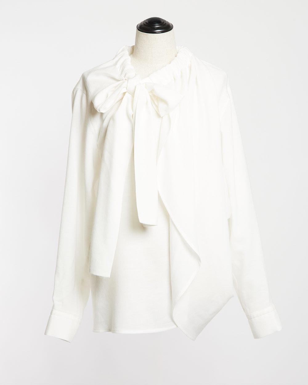 リボンブラウス