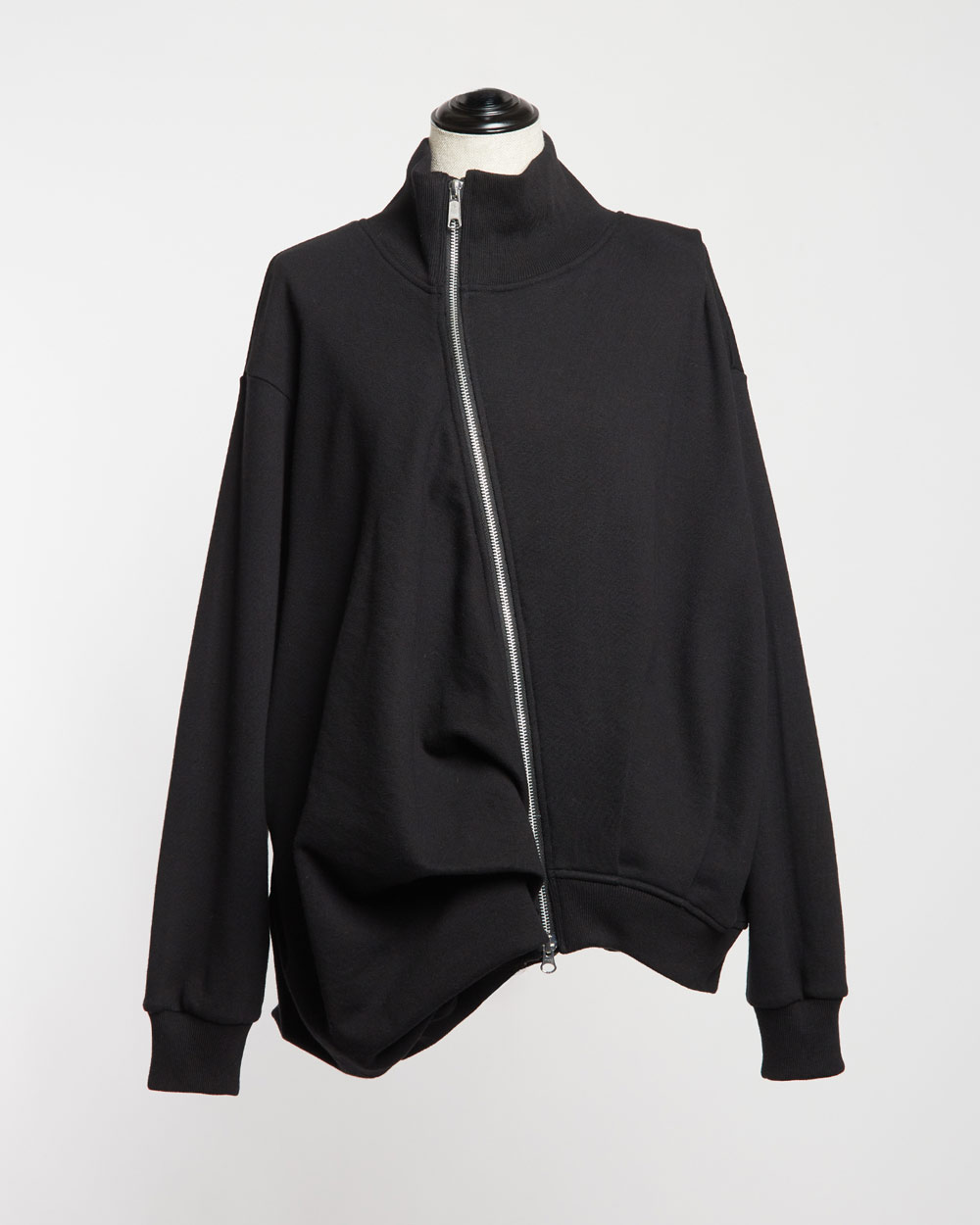 ヘムドレープジップアップ