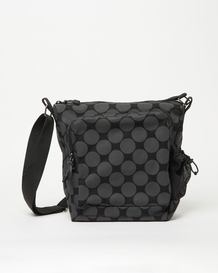 ドットショルダーバッグ