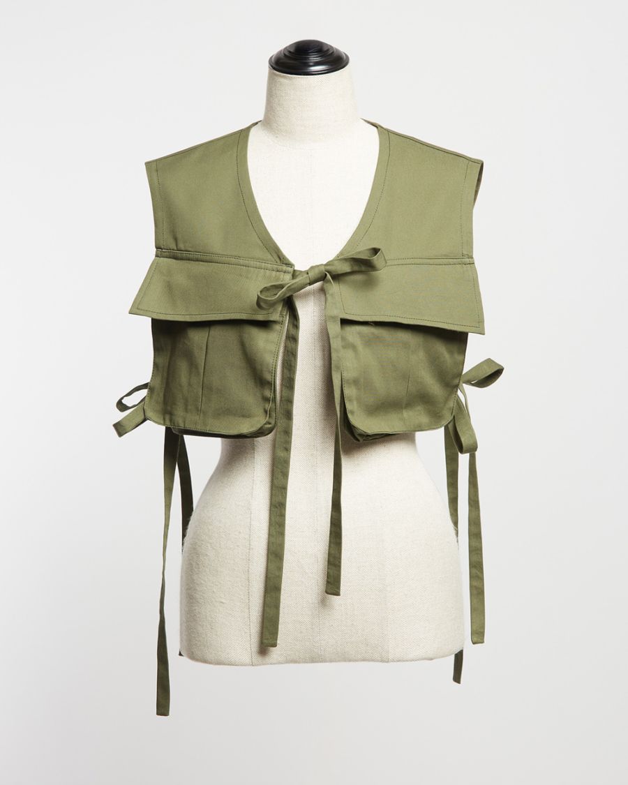 レイヤードショートベスト