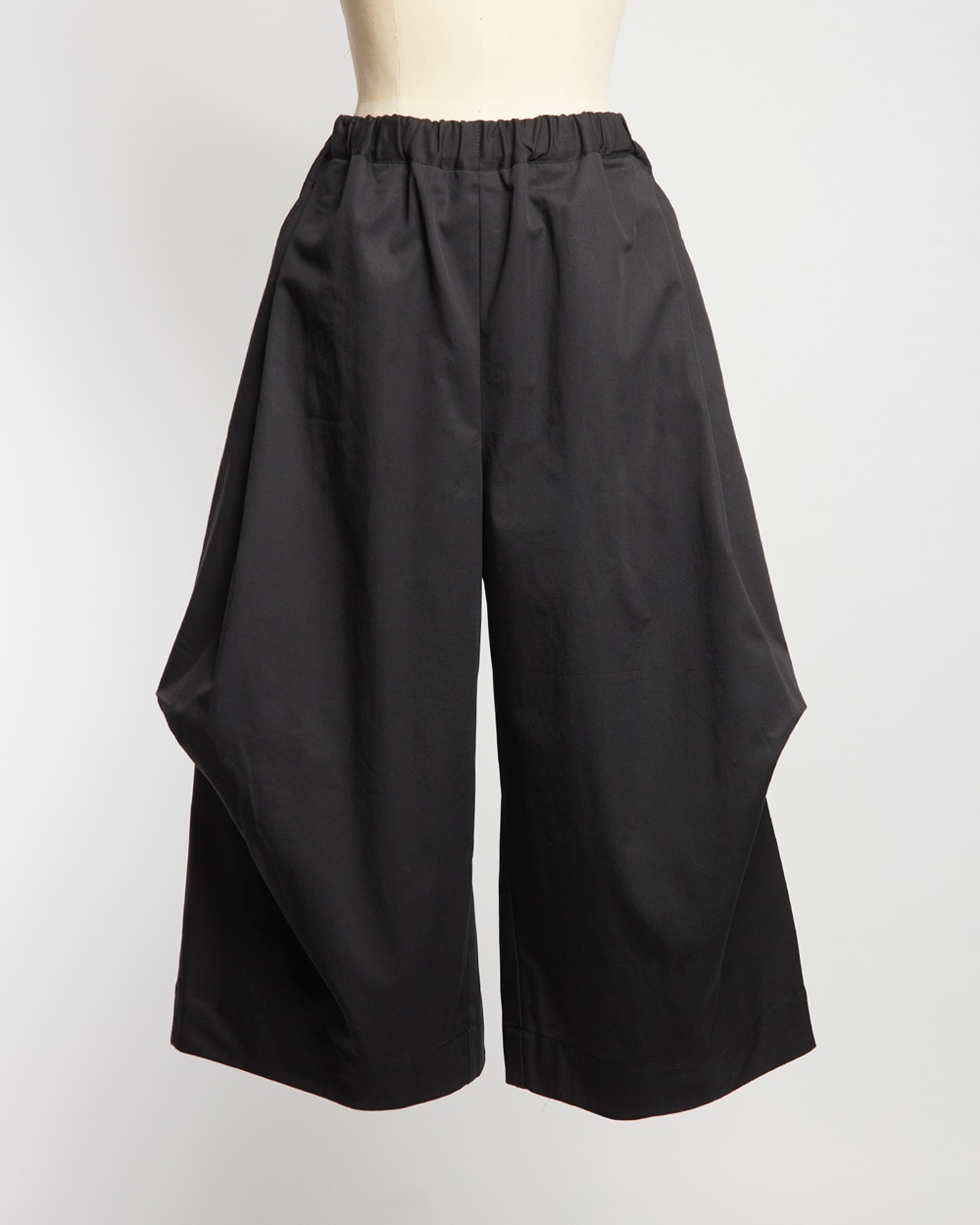 【予約アイテム】ビッグタックチノパンツ