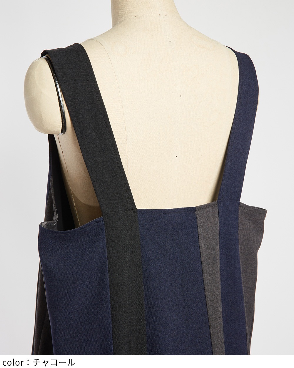 ヴァーティカルジャンパースカート