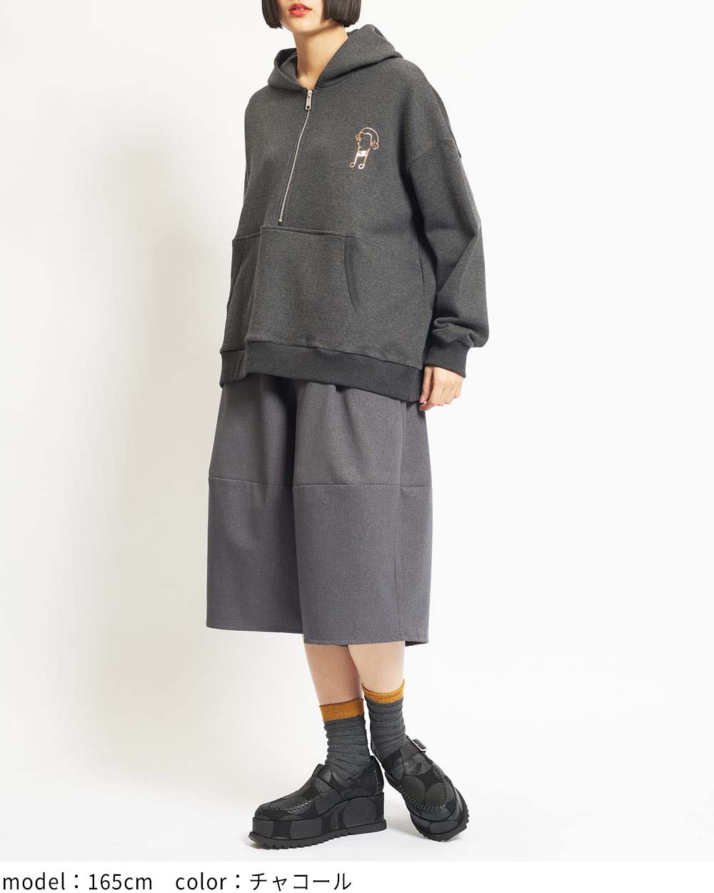 ハーフジップパーカー