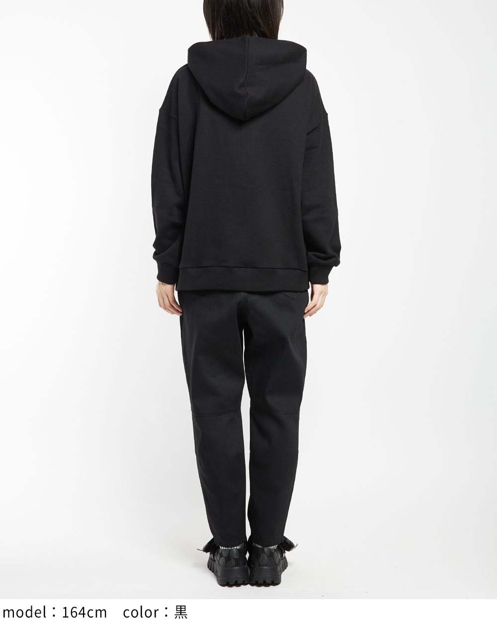 ハーフジップパーカー