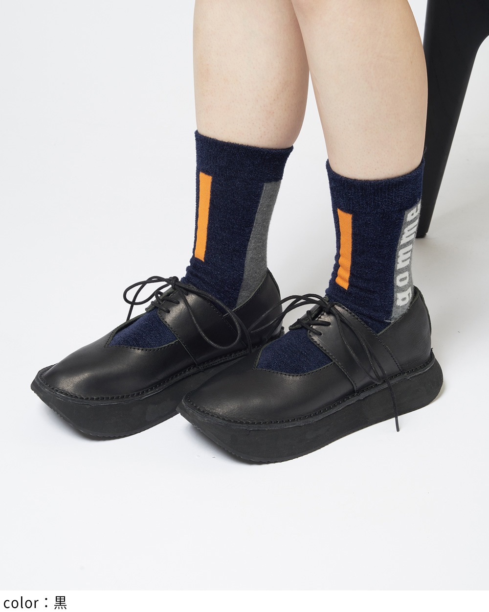 レースアップシューズ