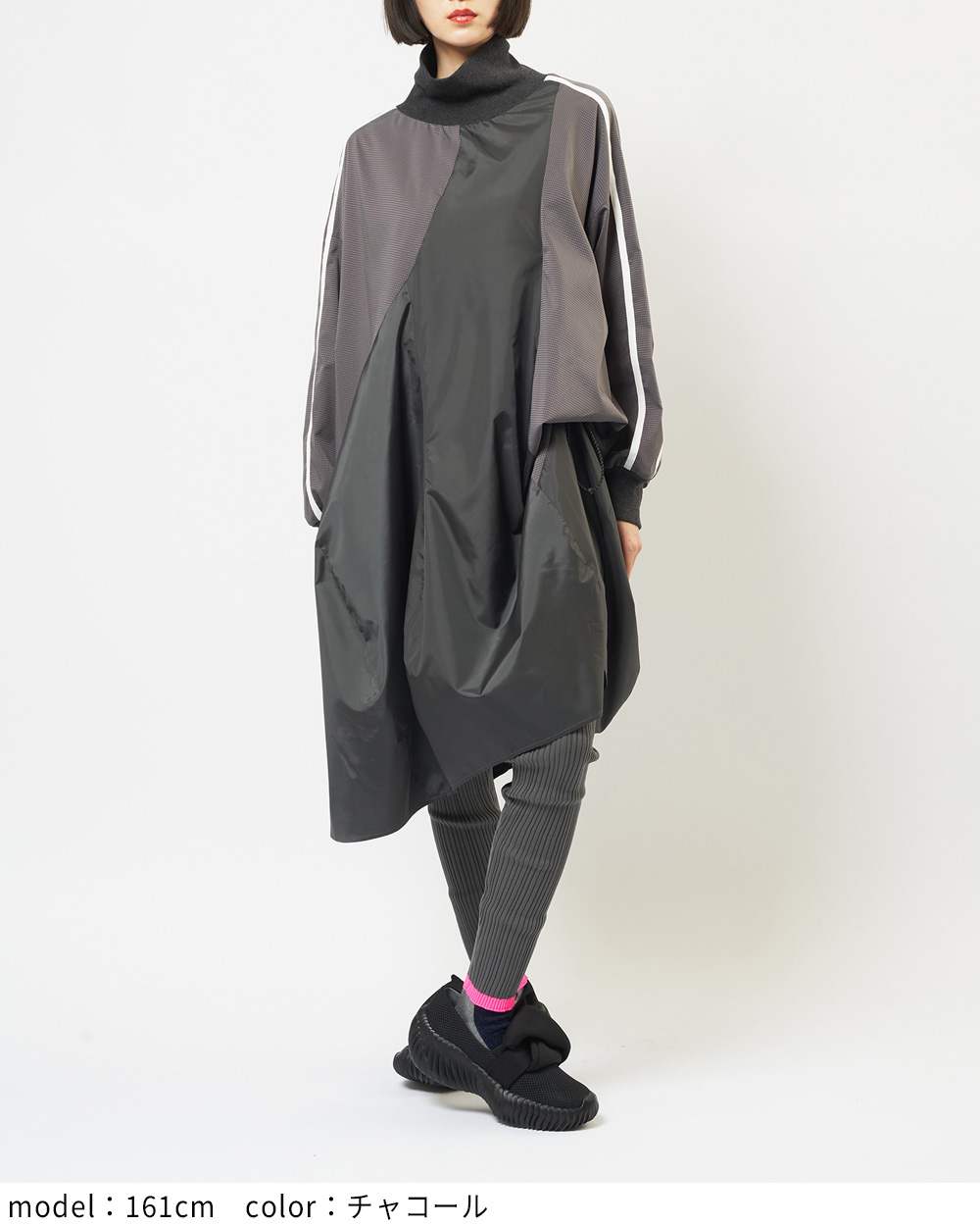 ハイネックタフタワンピース