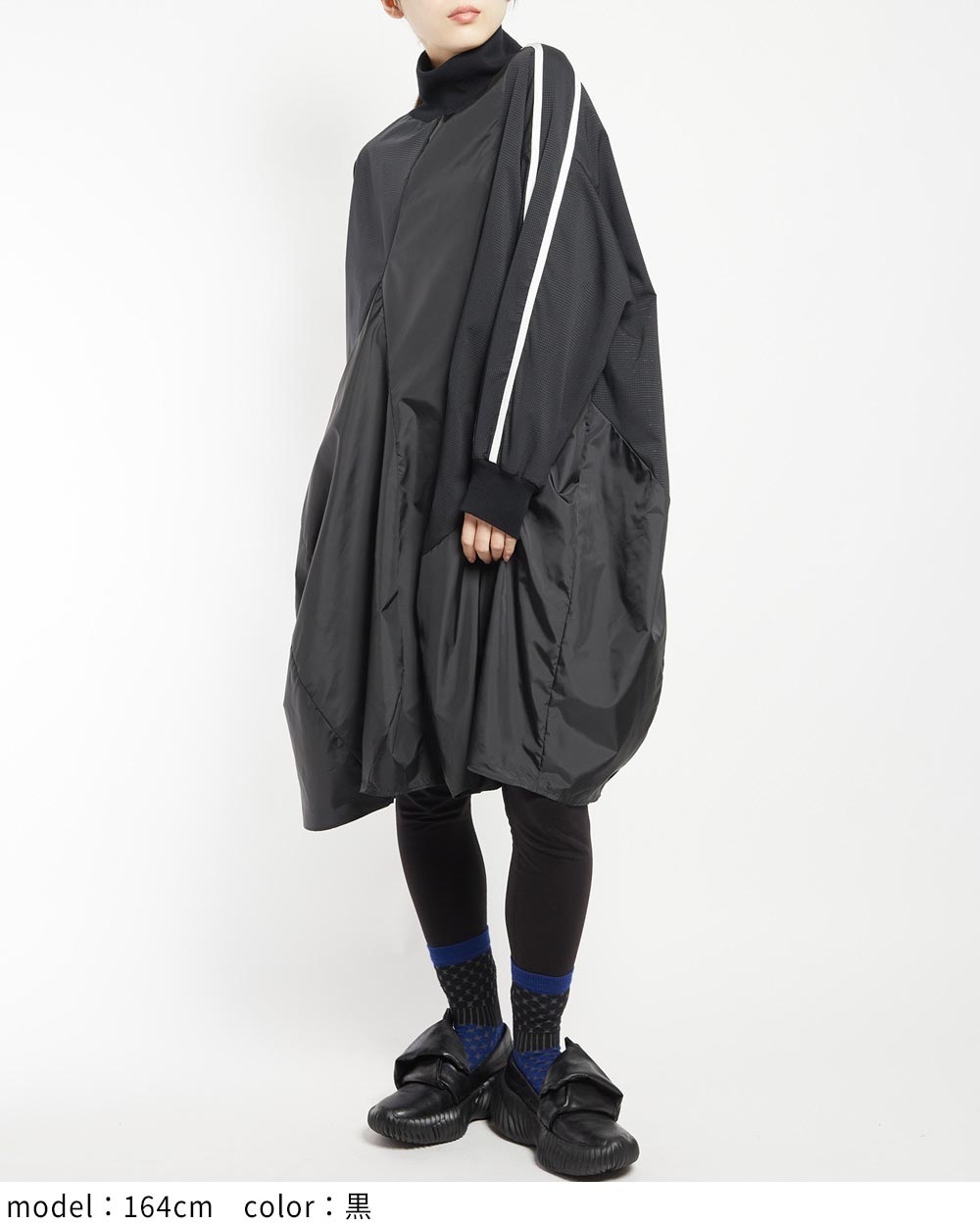 ハイネックタフタワンピース