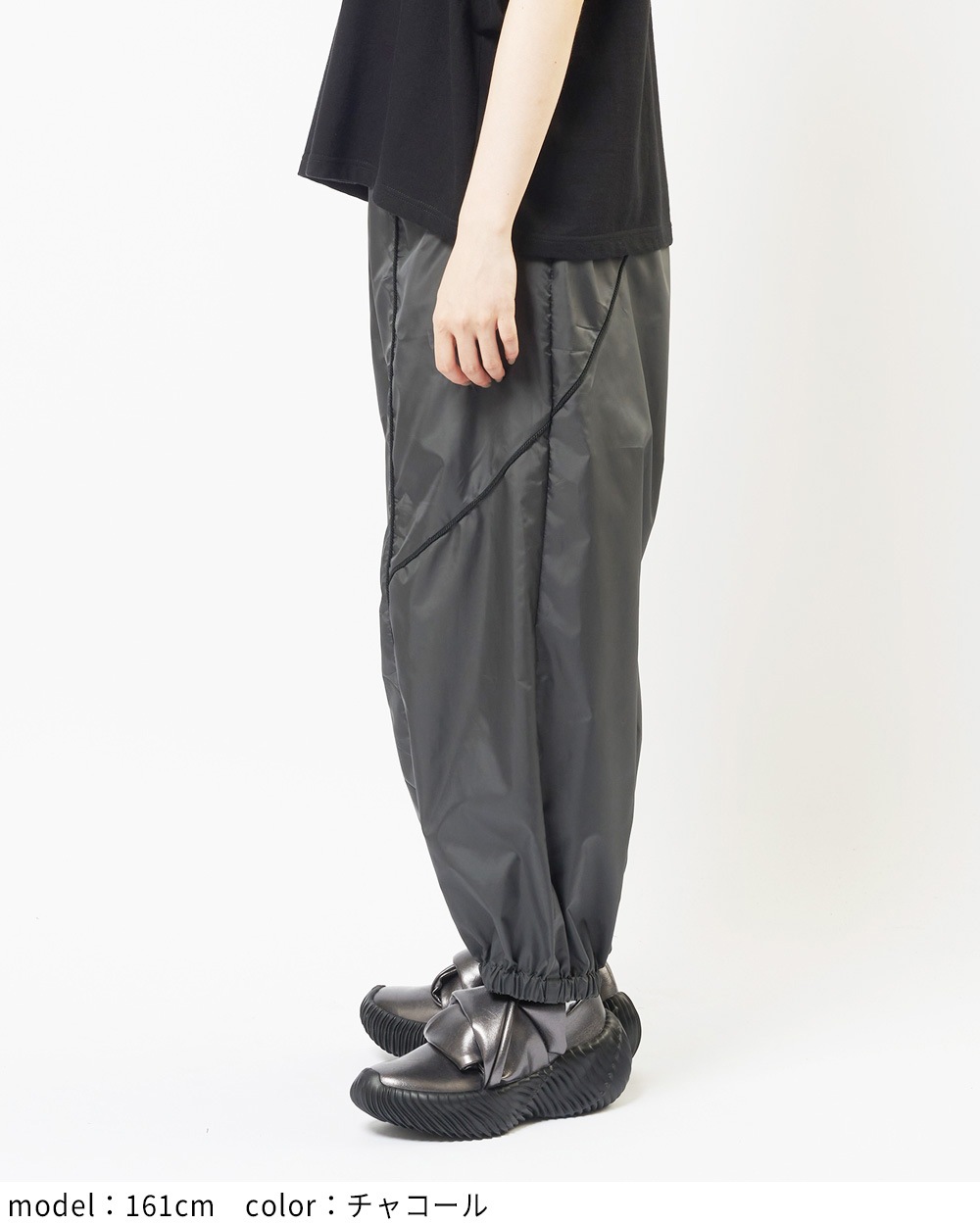 サイドラインタフタパンツ