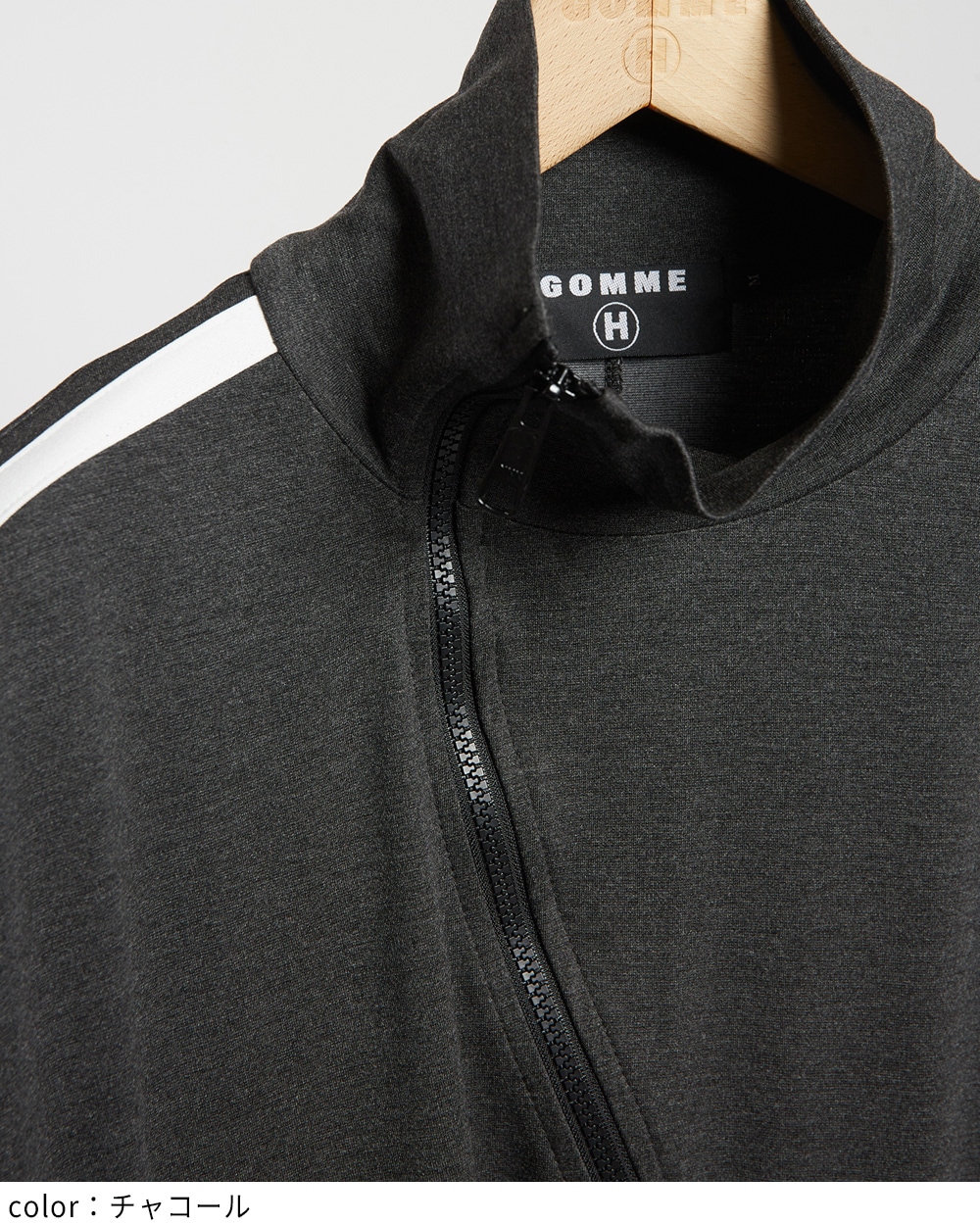 スラッシュジップベスト