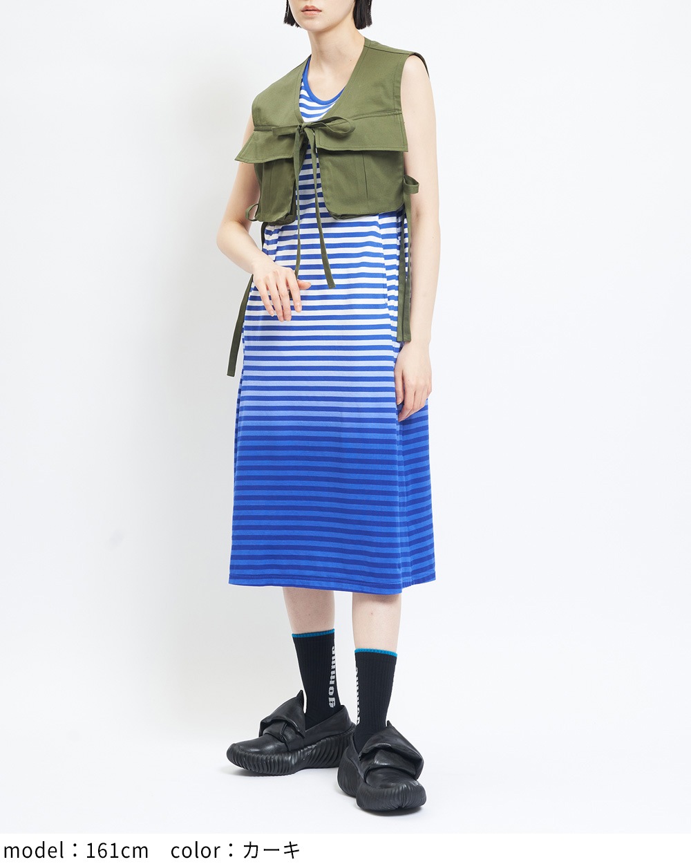 レイヤードショートベスト