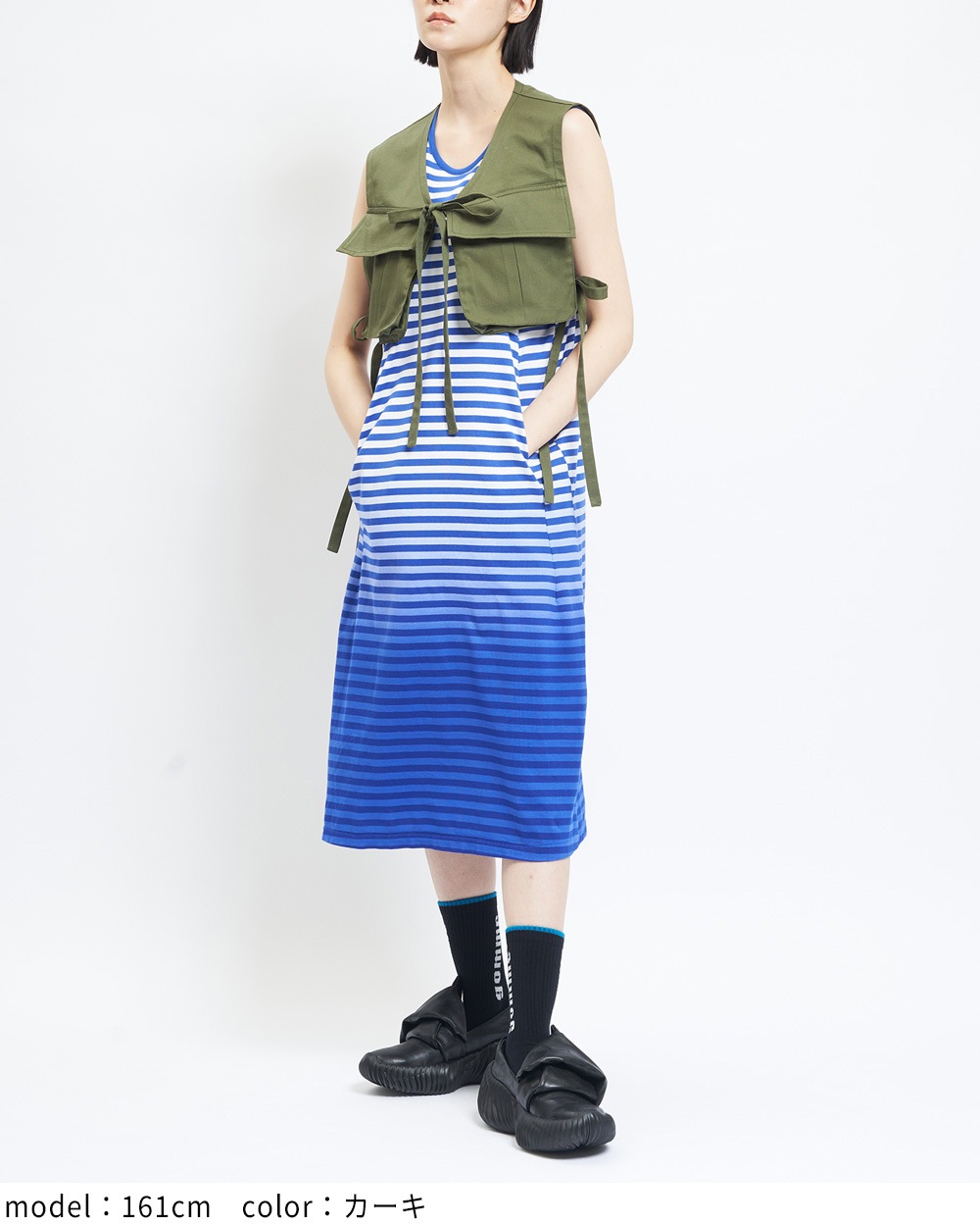 レイヤードショートベスト