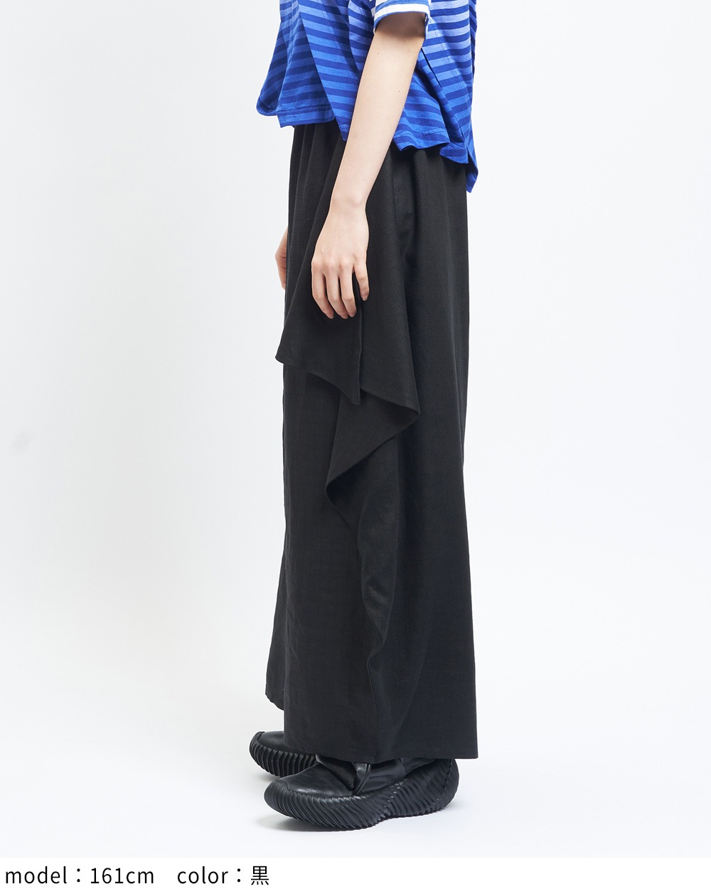 ハンカチリネンパンツ