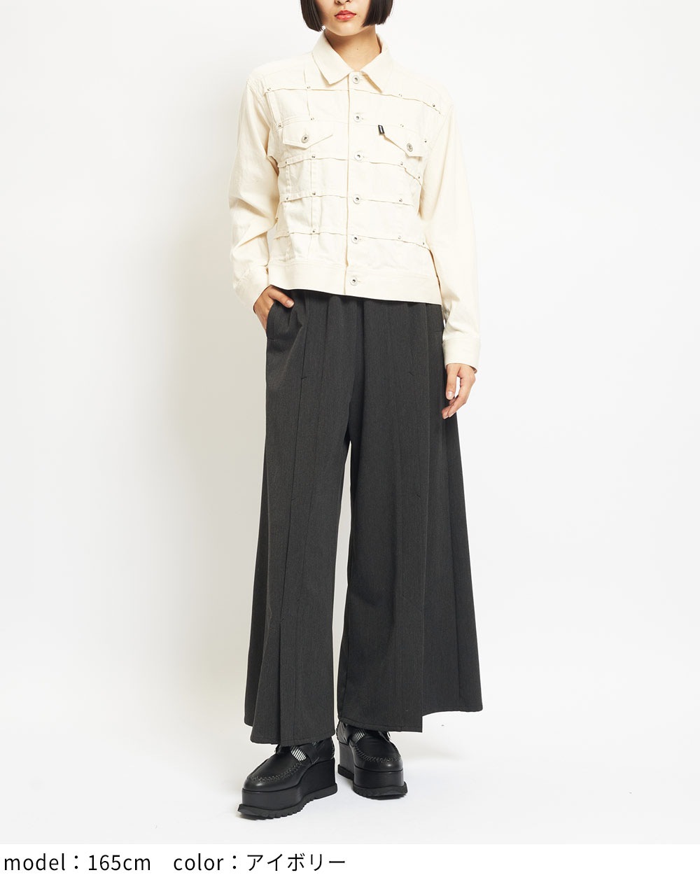 スタッズデニムジャケット