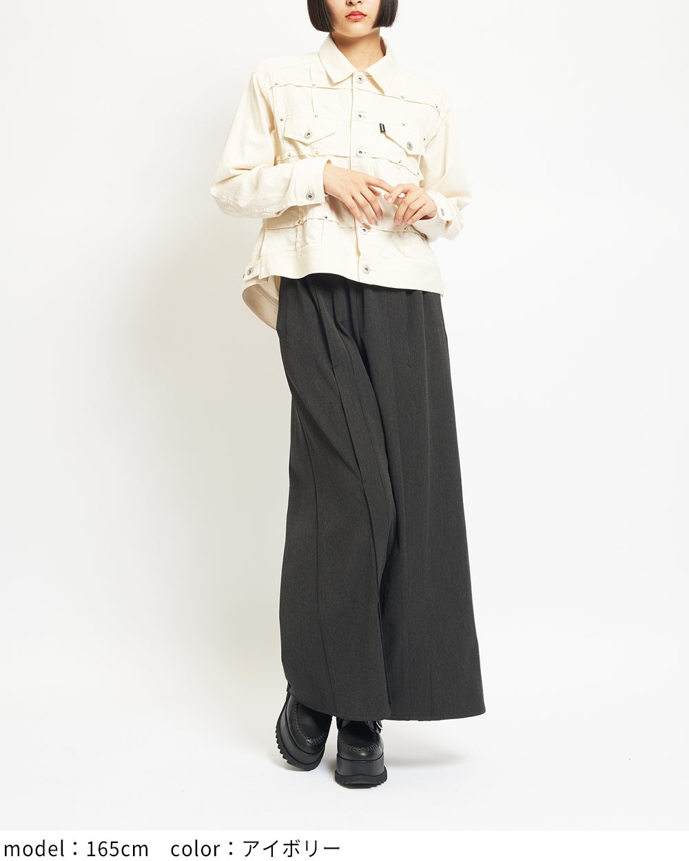 スタッズデニムジャケット