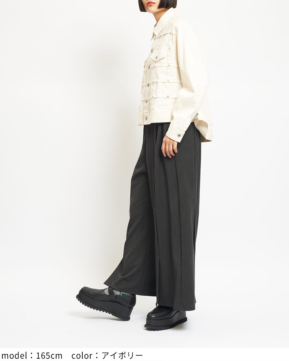 スタッズデニムジャケット