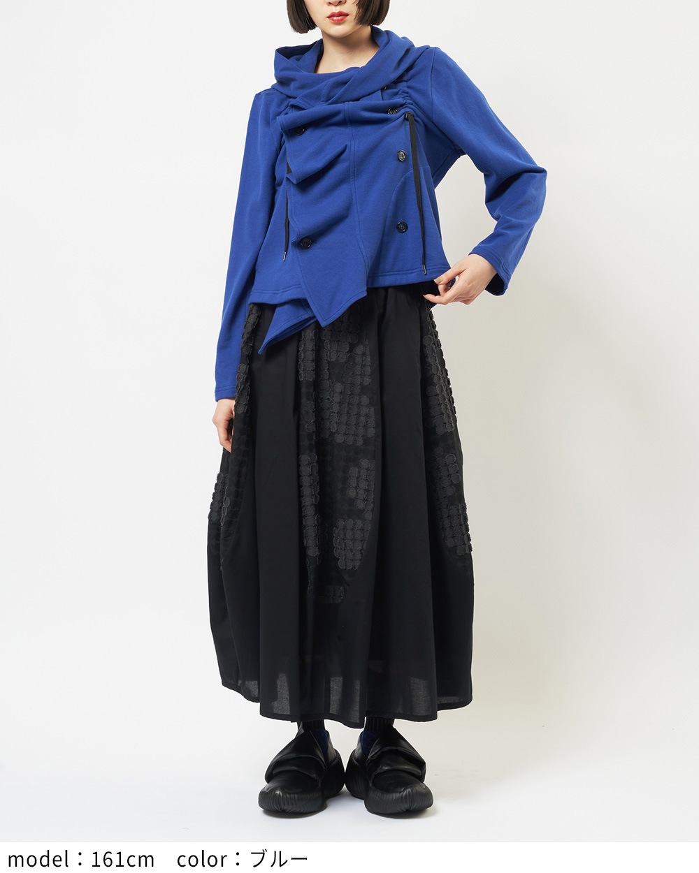 フリルパーカー