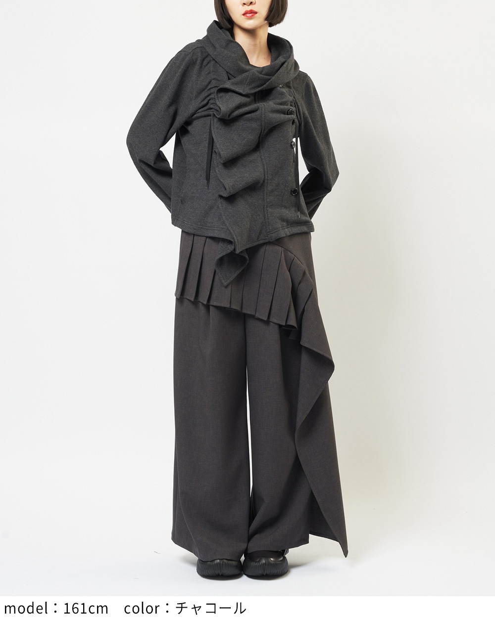 フリルパーカー