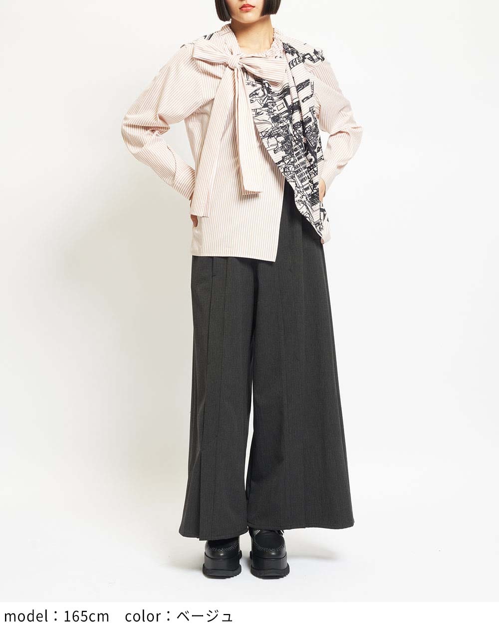 リボンブラウス