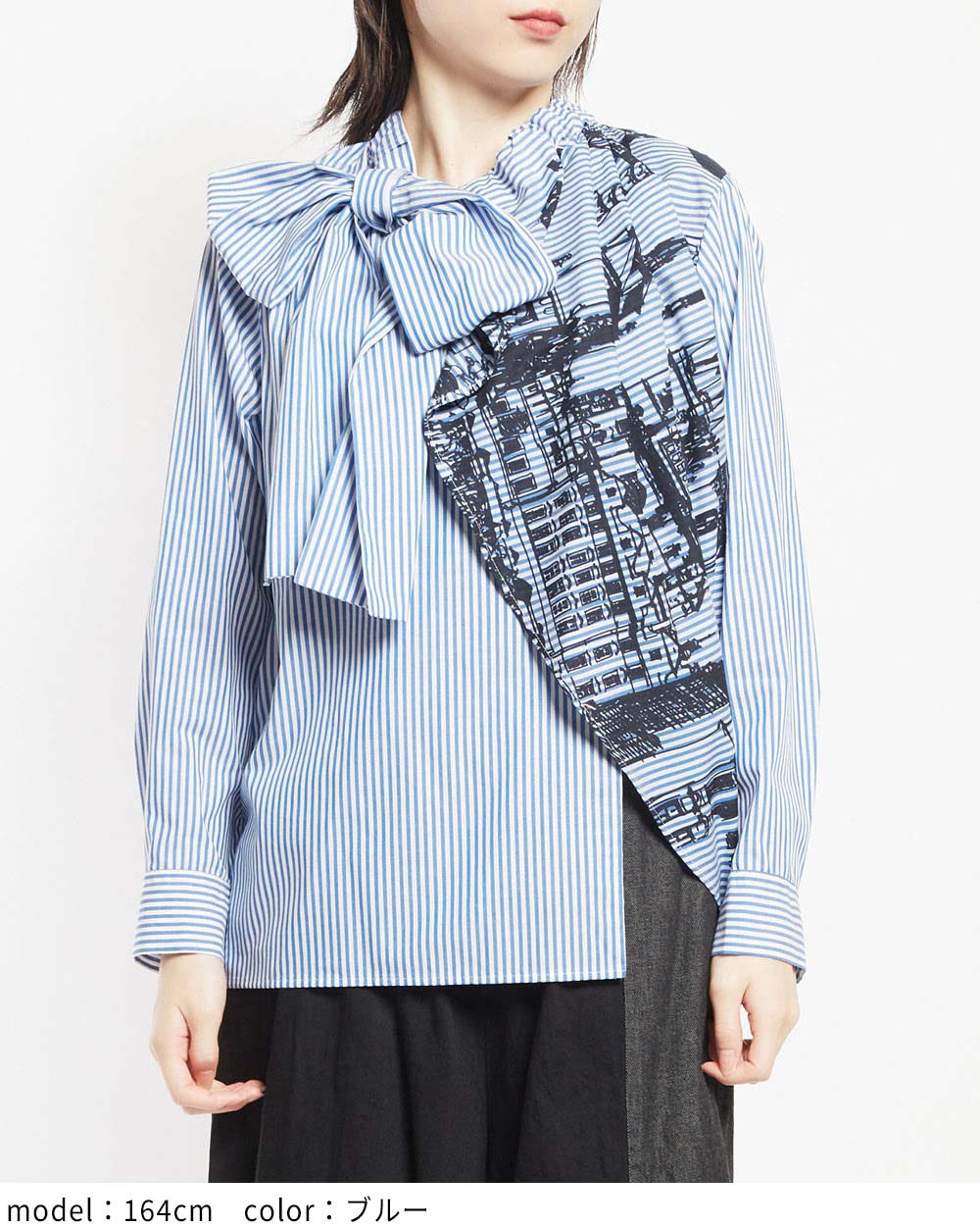 リボンブラウス