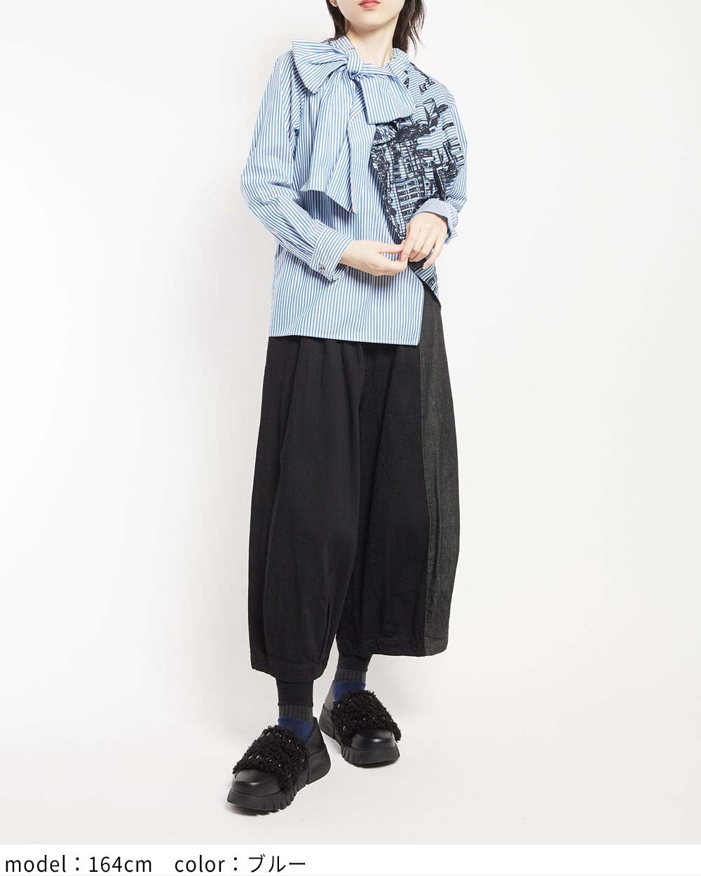 リボンブラウス