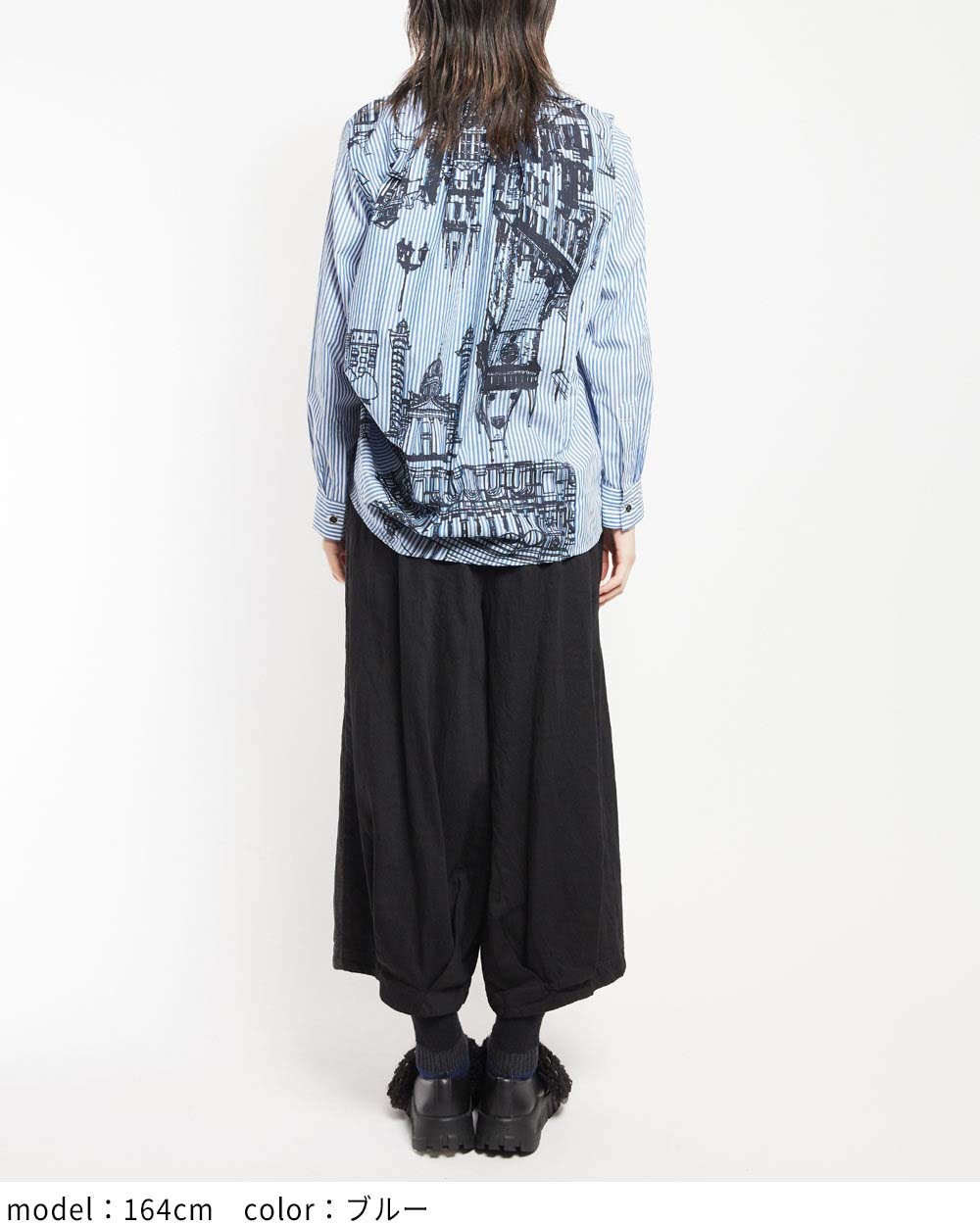 リボンブラウス