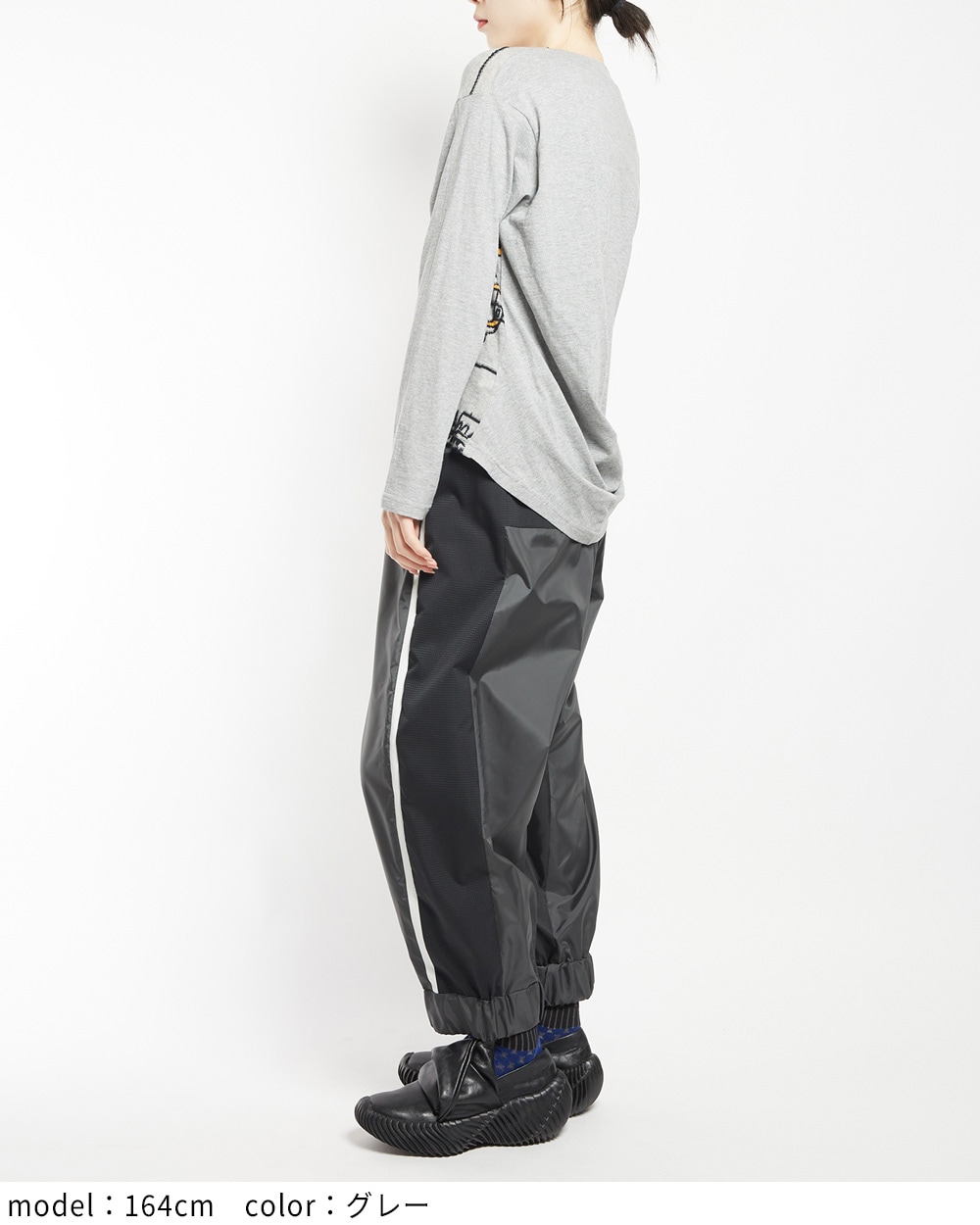 バックドレープＴ