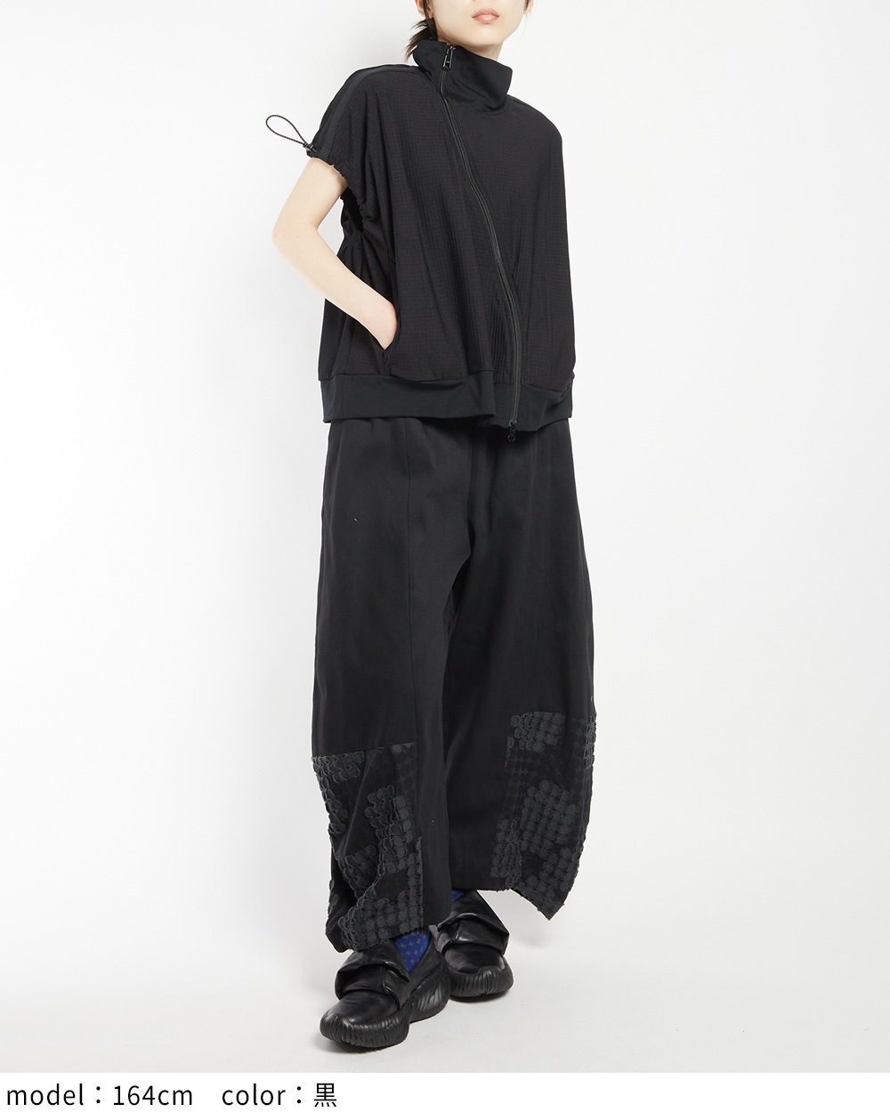 スラッシュジップベスト