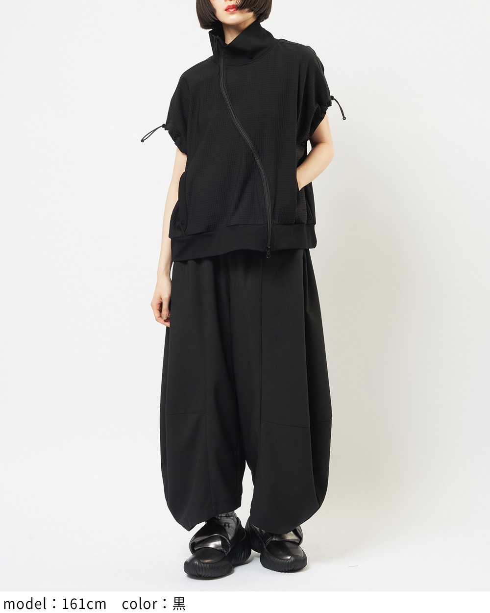 スラッシュジップベスト