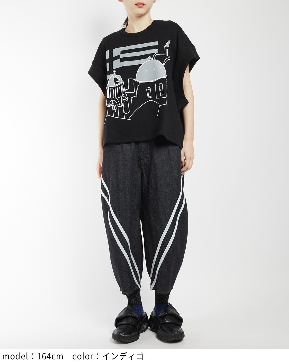 ダイアゴナルデニムパンツ