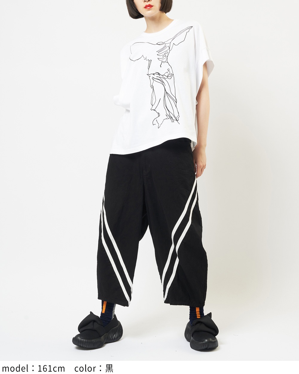 ダイアゴナルデニムパンツ