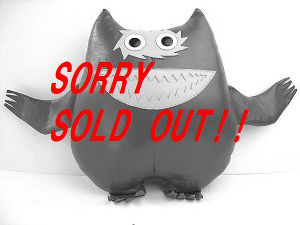 1970’s NAUGA ナウガモンスター ビンテージ 壁掛け イームズ アーム ☆NAUGA ナウガ モンスター 赤 ビンテージ イームズ アーム 小 所