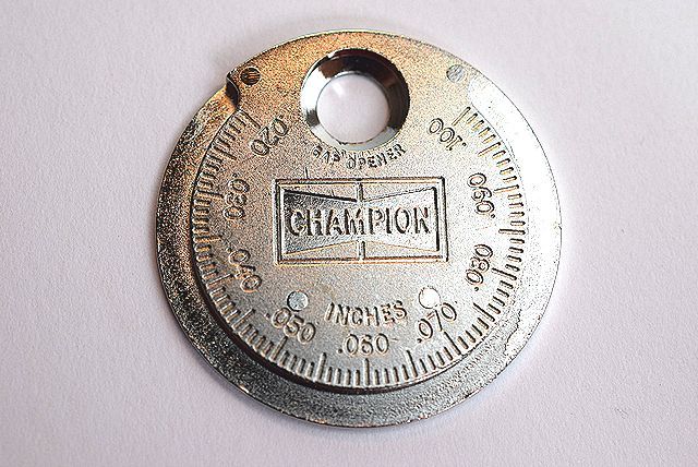 ��NOS��1980��s CHAMPION �����ԥ��� ���ѡ��� �ץ饰 �ӥ�ơ��� GAP ����åס�