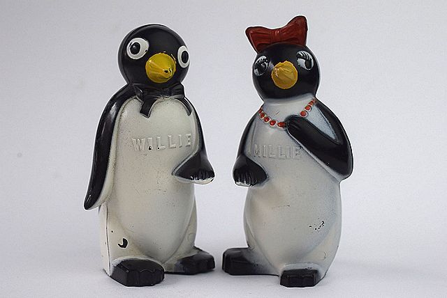 ��1950�ǣ� KOOL ������ ���Ф� �ڥ󥮥� �ӥ�ơ��� ������ܥ���� �� ���ɥХ������󥰡�