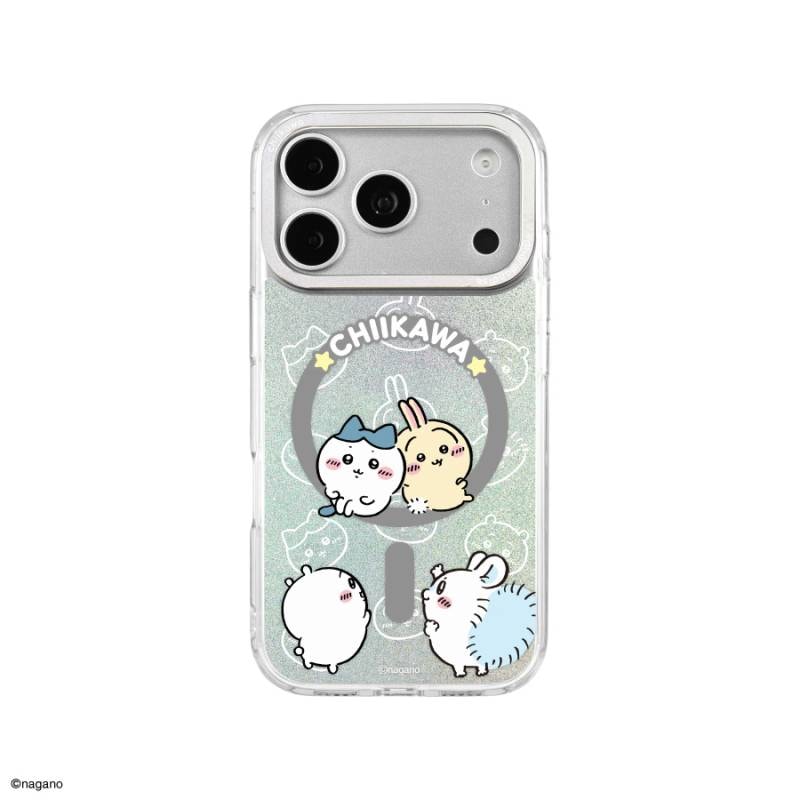ちいかわ Camera Frame iPhone18 Pro / 17 Pro MagSafe 対応 ケースの商品画像。きらきらしたクリアケースのMagSafeの輪の中にハチワレとうさぎ、下にちいかわとモモンガ、カメラのまわりに銀色の枠