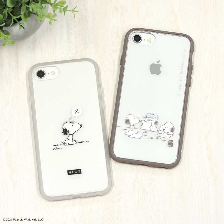 ピーナッツ スヌーピー IIIIfit Clear iPhoneSE(第3世代/第2世代)/8/7/6s/6 対応 ケース