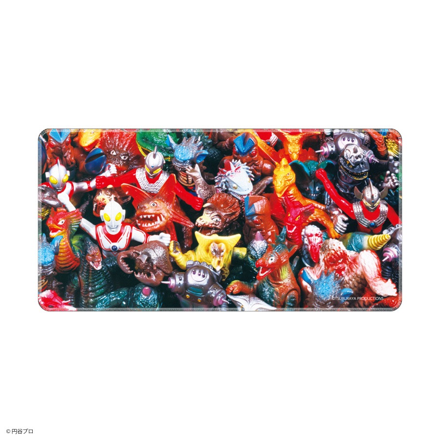 ウルトラマン デスクマット
