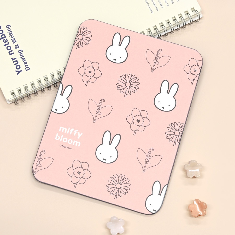 ミッフィー miffy bloom マウスパッド