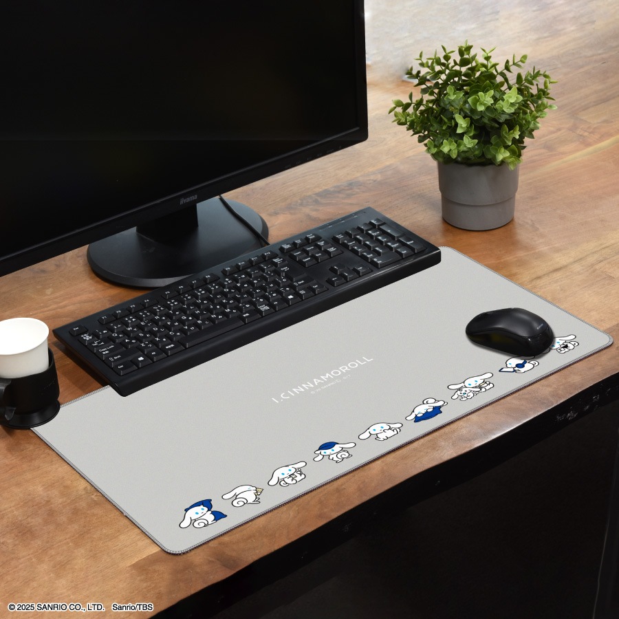 I.CINNAMOROLL デスクマット