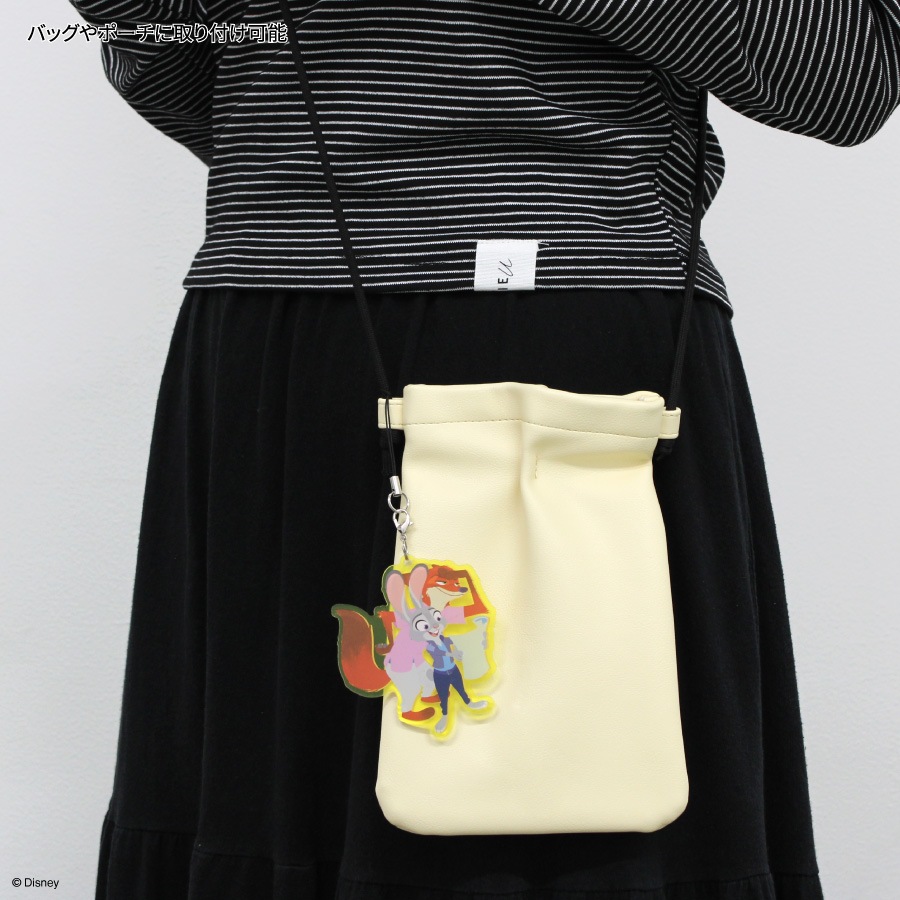 11月下旬発売予定 ディズニーキャラクター ／ モバイルアクリル