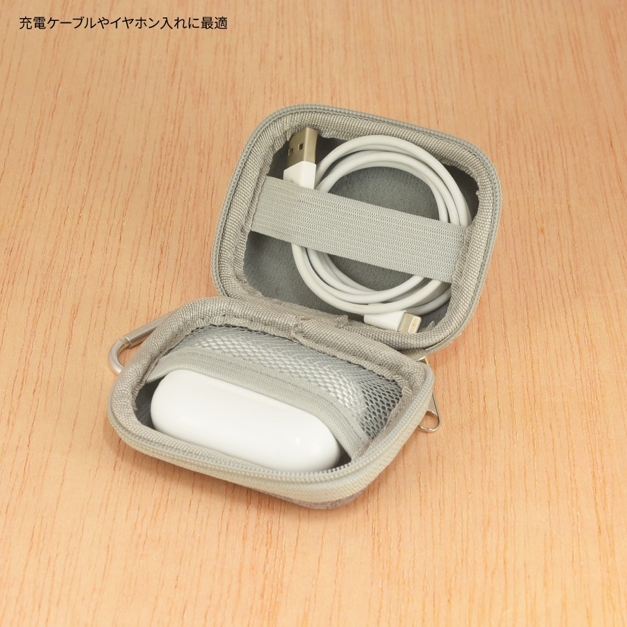 ディズニーキャラクター ／ ガジェットポーチSS