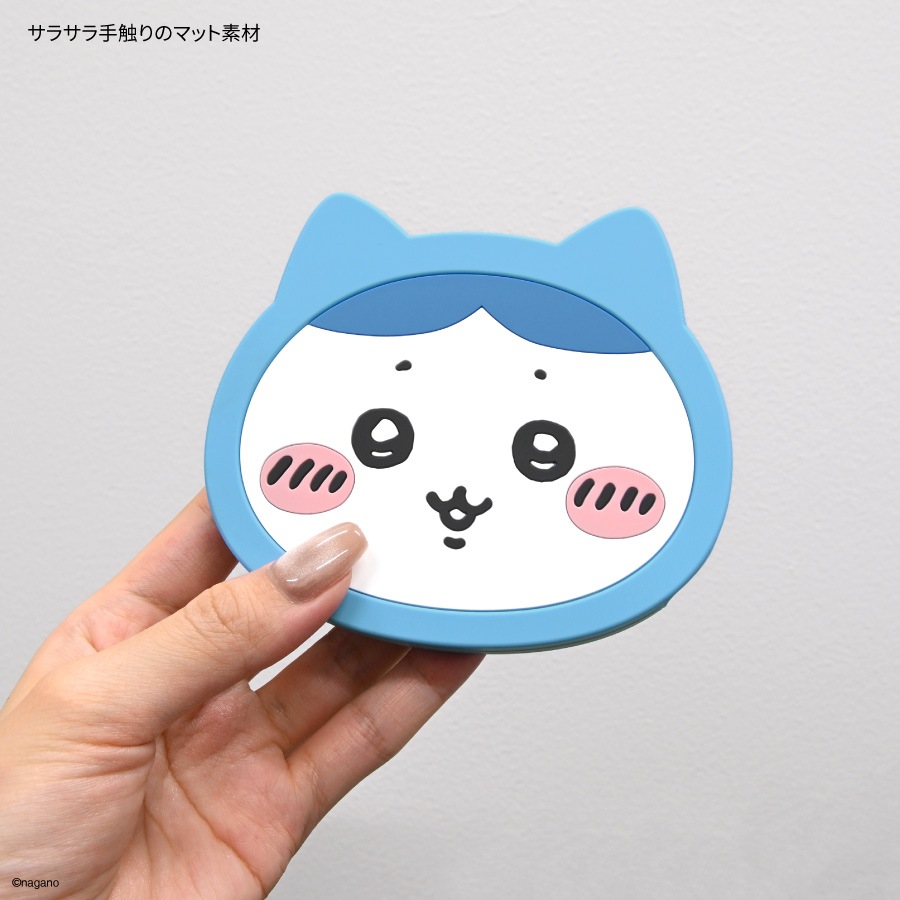 おうかわ 8月中旬発売予定 ちいかわ ダイカットリチウムイオン充電器 4000mAh