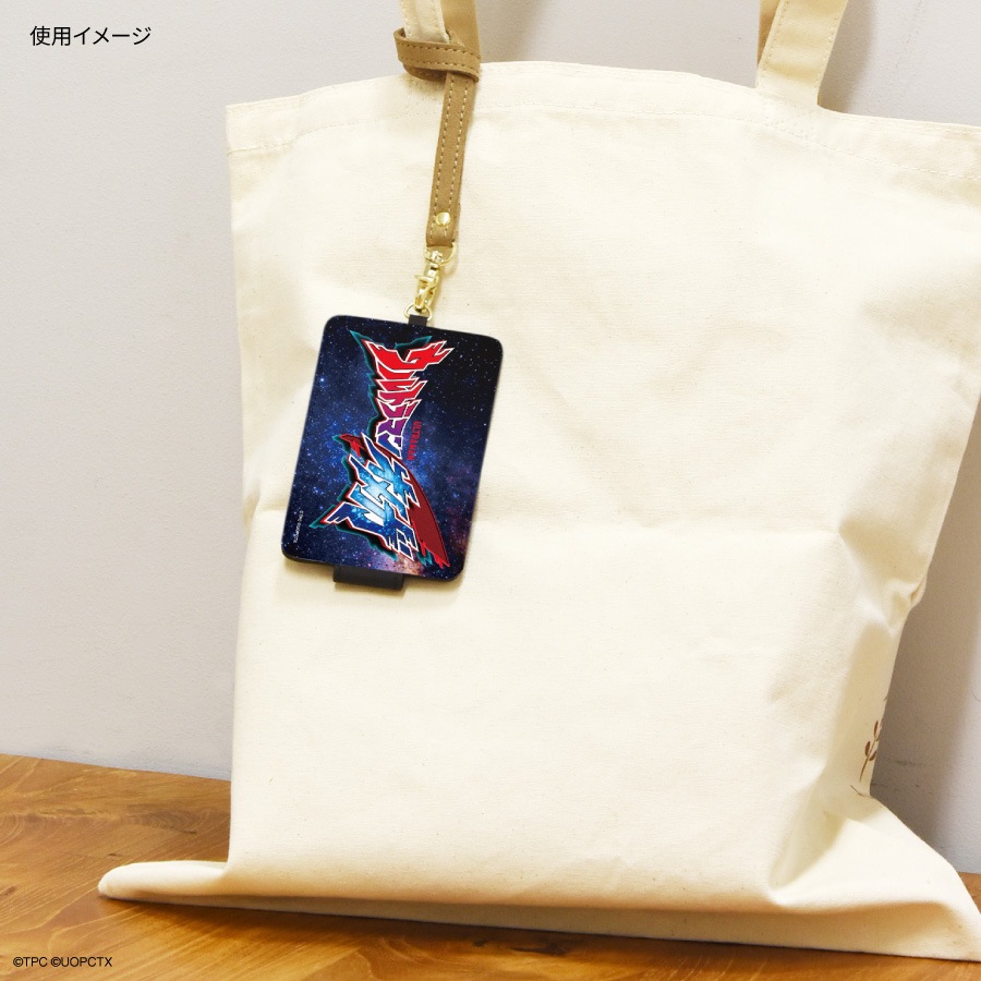 11月下旬発売予定　ウルトラマンオメガ ICカードケース