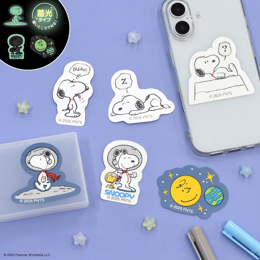 ピーナッツ スヌーピー 蓄光モバイルステッカー | アイテムから探す