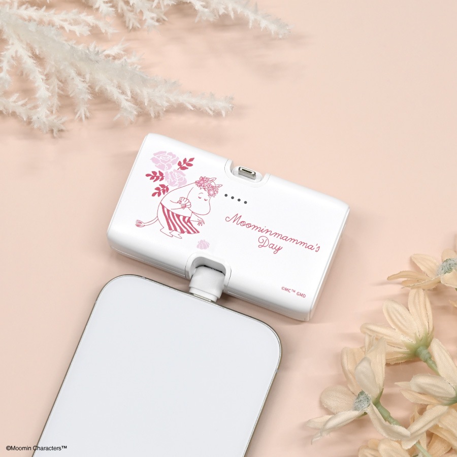 ムーミン【Moominmamma’s Day 2026】 Lightning / Type-C コネクタ付き リチウムイオン充電器 4000mAh