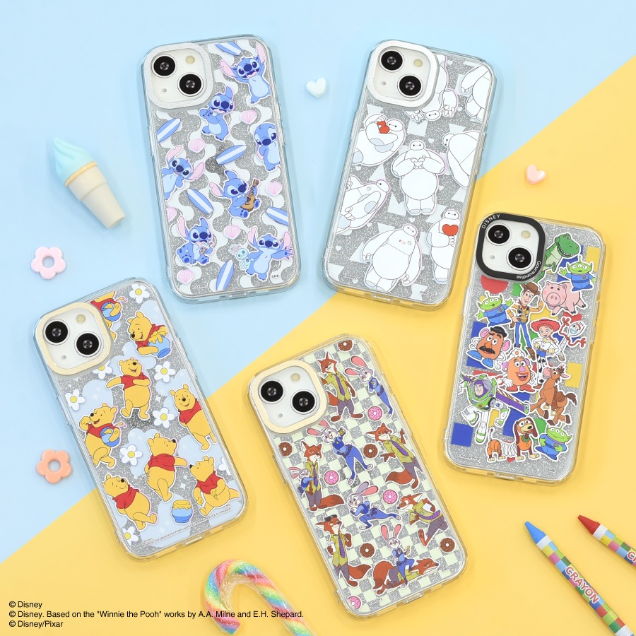 ディズニーキャラクター、ピクサーキャラクター ／ Camera Frame iPhone 15 / 14 / 13 対応 ケース