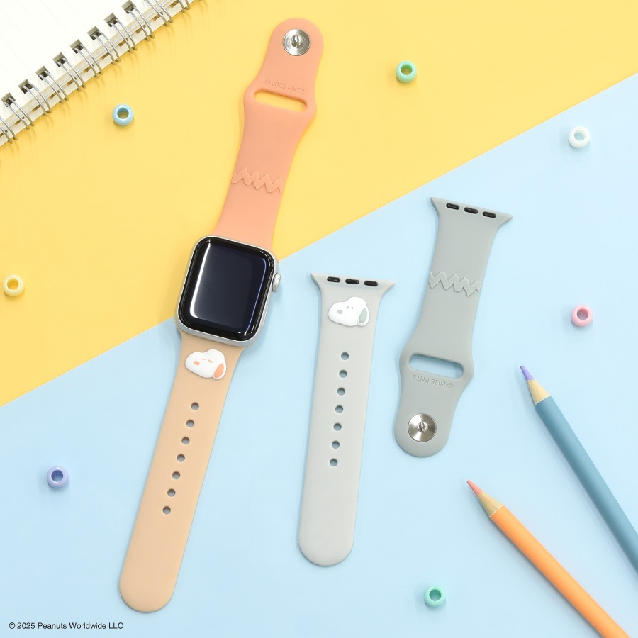 ピーナッツ スヌーピー Apple Watch 42 / 41 / 40 / 38mm 対応 シリコンバンド