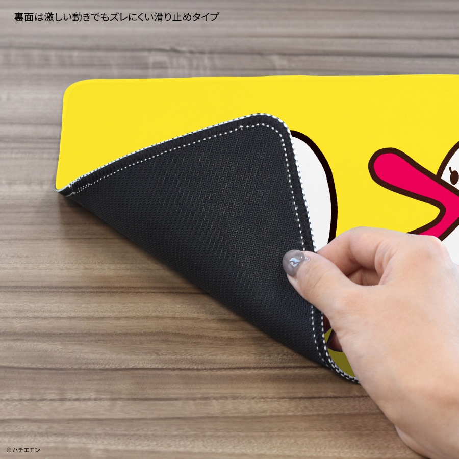 ハチエモン デスクマット