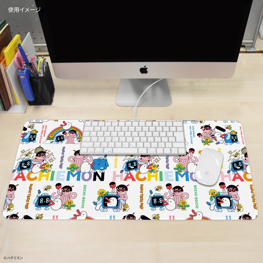 ハチエモン デスクマット